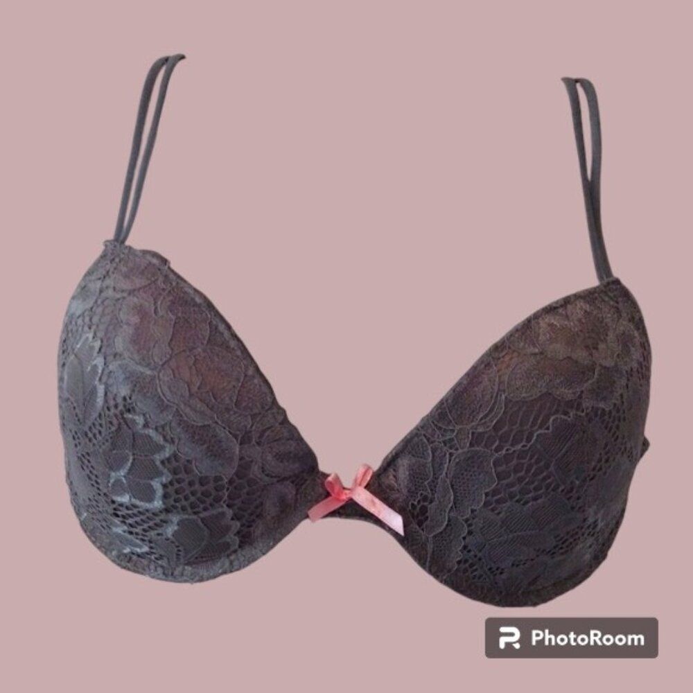 NWT Beautiful 34C Lace Bra. Charcoal Gray.